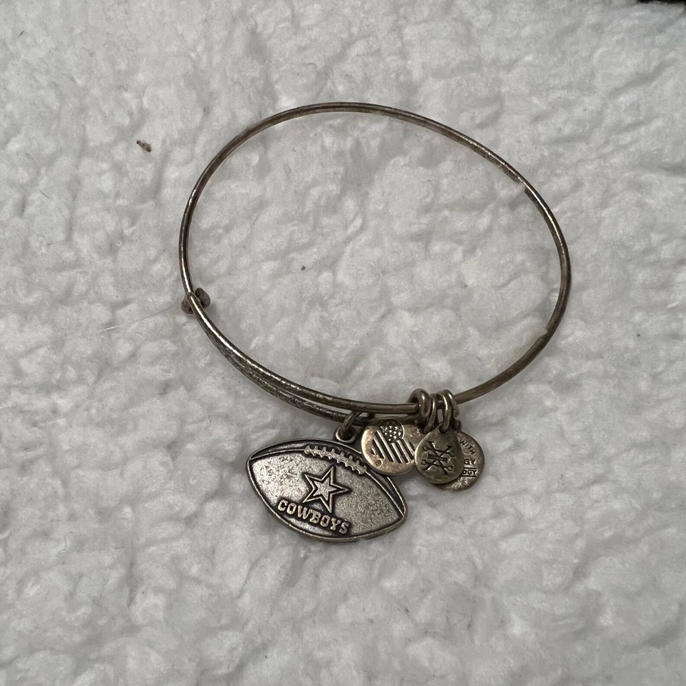 Alex and Ani Dallas Cowboys bracelet